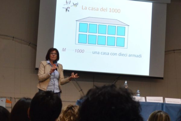 6 maggio 2017 convegno "Dove ci troviamo? A scuola" presso Palazzo Gran Guardia, Verona (VR). Tra i relatori Mariarosa Fornasier.