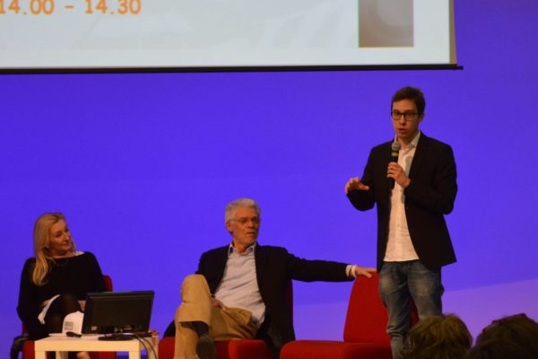 12-13 febbraio 2016 I Congresso nazionale SOS Dislessia "Conoscere l'apprendimento per capire i DSA" presso Palazzo dei congressi, Pisa (PI). Tra i relatori: Stella, La Pina e Barbera.