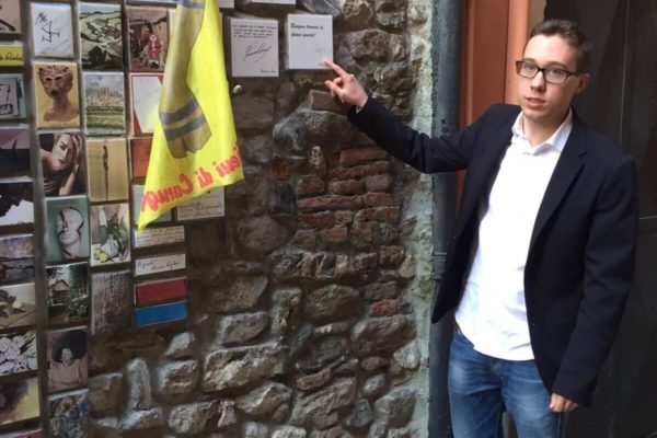 15 aprile 2016 conferenza-spettacolo tenuto da Filippo Barbera e Francesco Riva presso il Cinema Teatro Ambra, Albenga (SV)