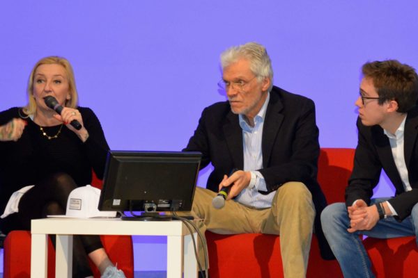 12-13 febbraio 2016 I Congresso nazionale SOS Dislessia "Conoscere l'apprendimento per capire i DSA" presso Palazzo dei congressi, Pisa (PI). Tra i relatori: Stella, La Pina e Barbera.